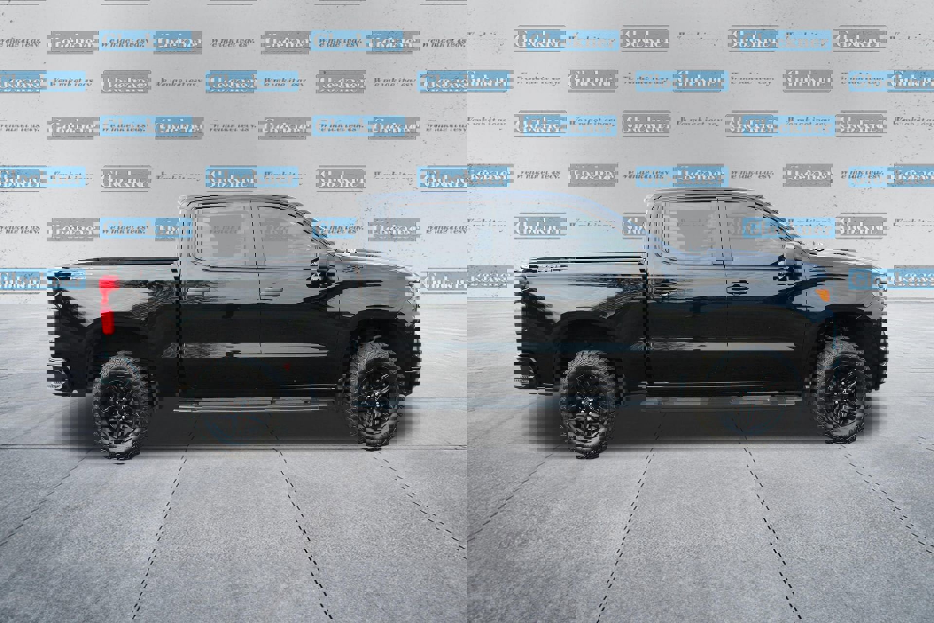 Used 2025 Chevrolet Silverado 1500 Custom Trail Boss w/ Dark Appearance Package image 7