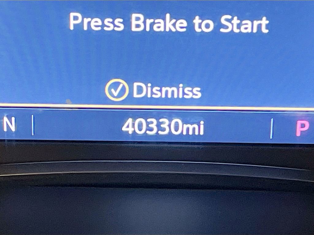 Used 2023 Chevrolet Traverse RS image 12