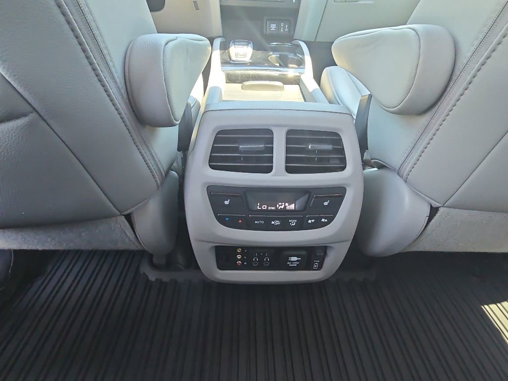 Used 2018 Honda Pilot Elite image 31