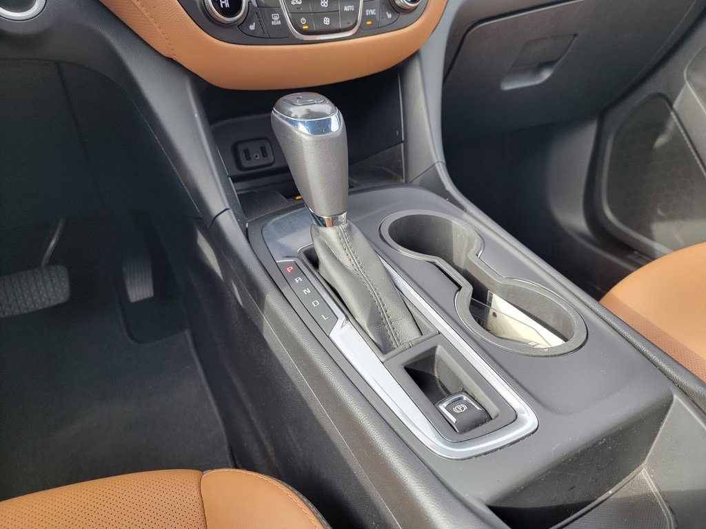 Used 2018 Chevrolet Equinox Premier image 38