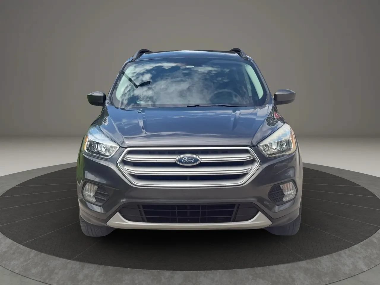 Used 2018 Ford Escape SE FWD image 8