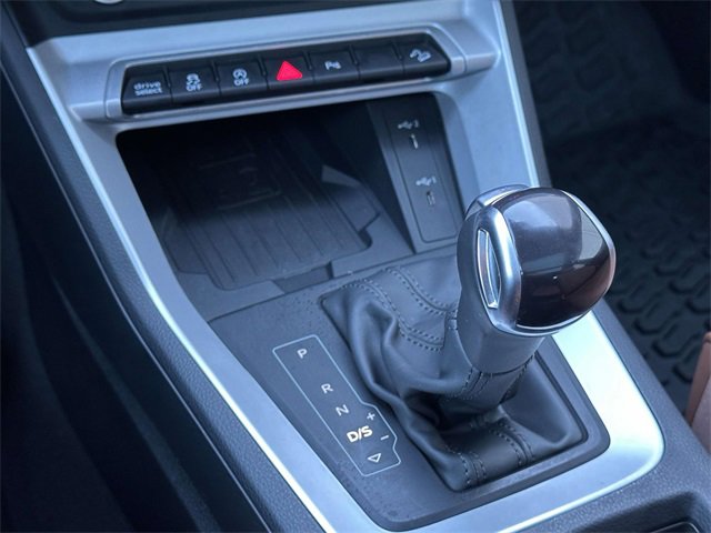 Certified 2025 Audi Q3 2.0T Premium w/ Convenience Package image 34