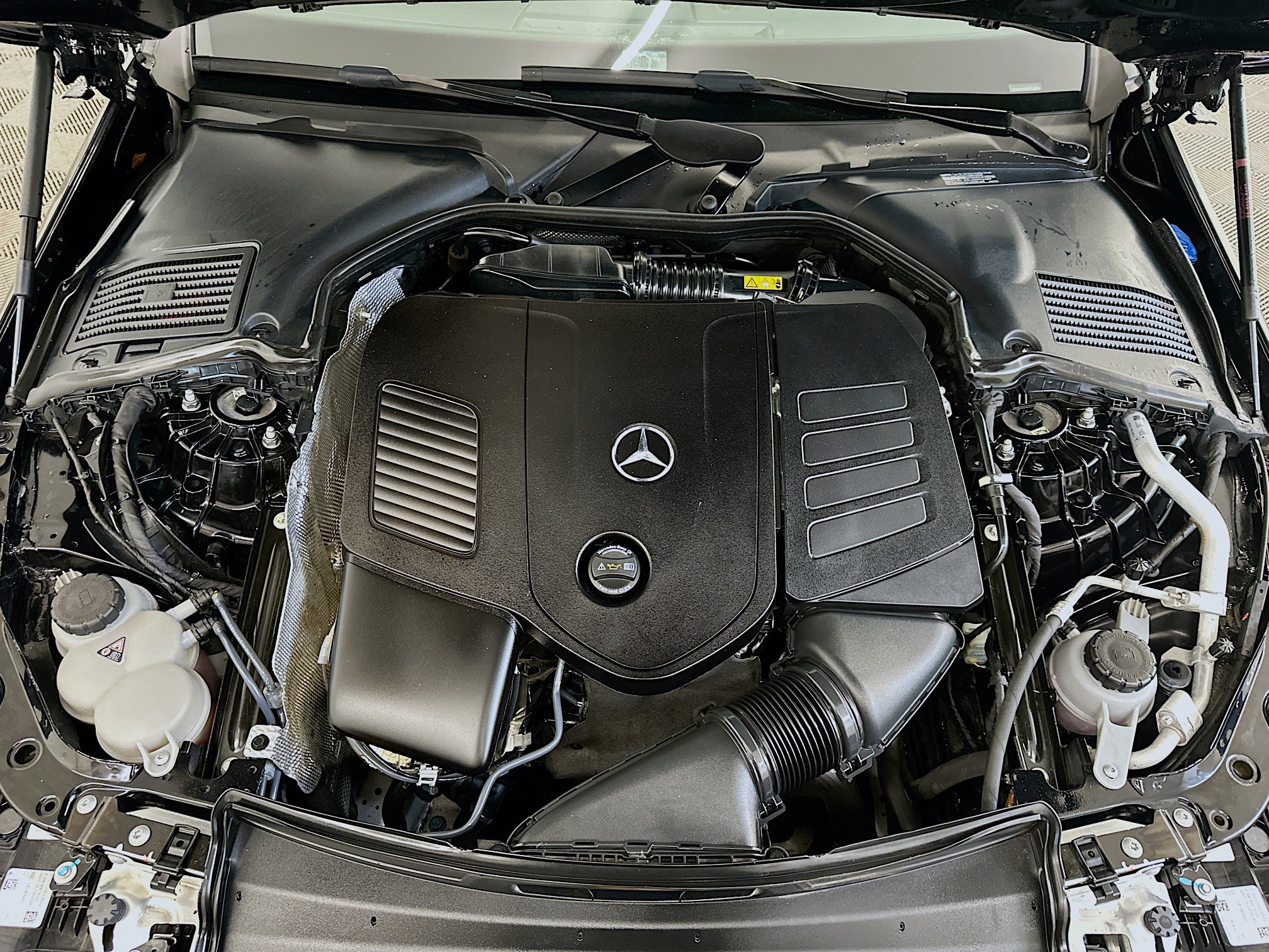 Used 2023 Mercedes-Benz C 300 4MATIC Sedan w/ AMG Line w/ Night Package image 34