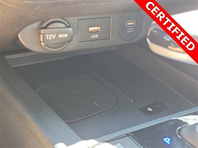 Certified 2025 Hyundai Elantra Sport image 12