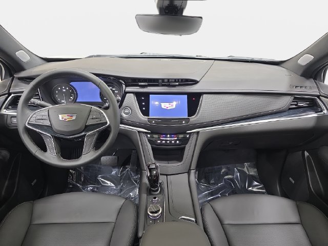 New 2026 Cadillac XT5 Premium Luxury w/ LPO, Floor Liner Package FWD image 9