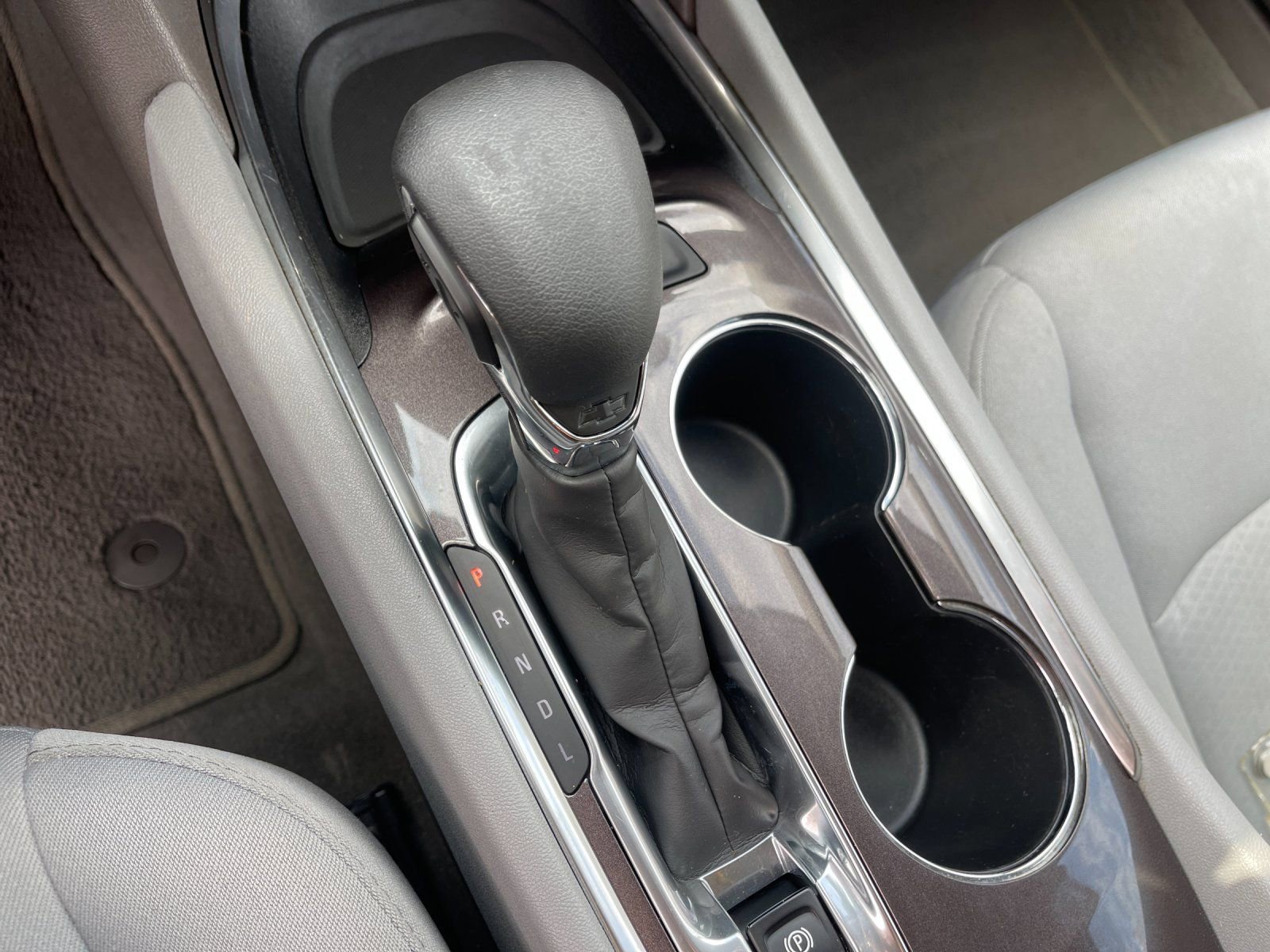 Used 2022 Chevrolet Malibu LT image 22