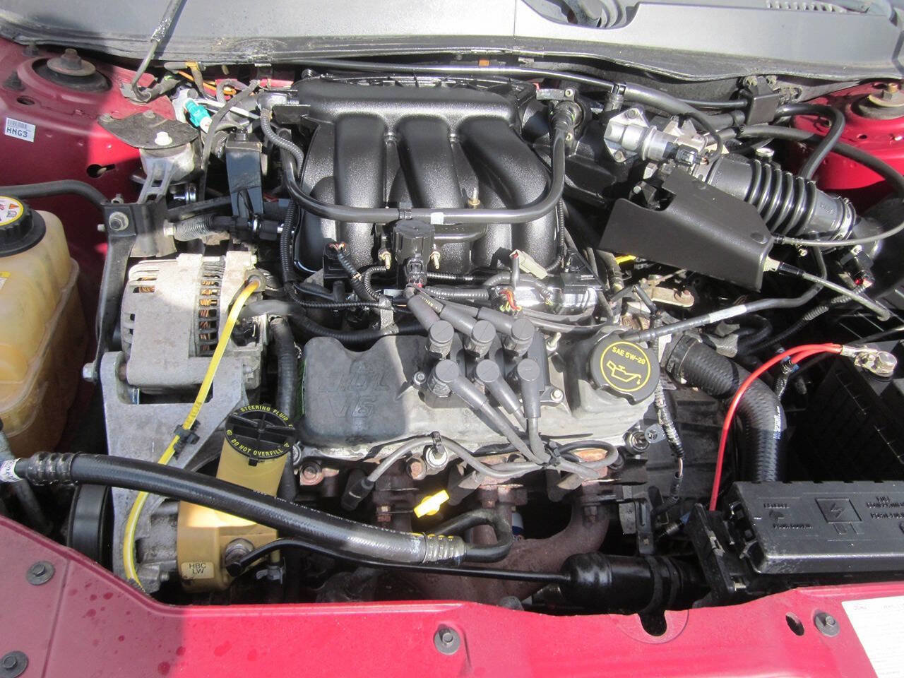 Used 2005 Ford Taurus SE FWD image 18
