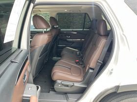 Used 2023 Honda Pilot Elite image 18