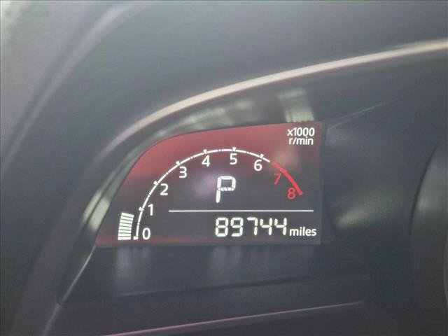 Used 2019 Toyota Yaris LE FWD image 11