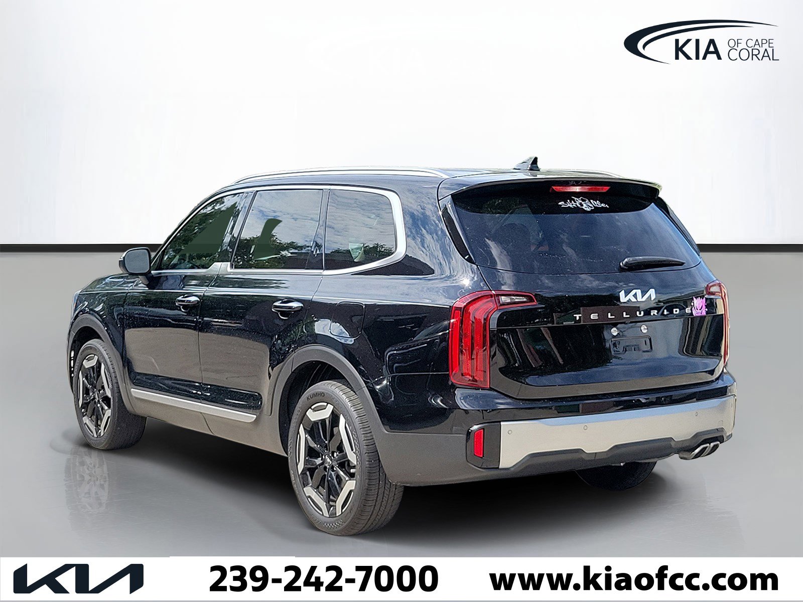Certified 2023 Kia Telluride S FWD image 4