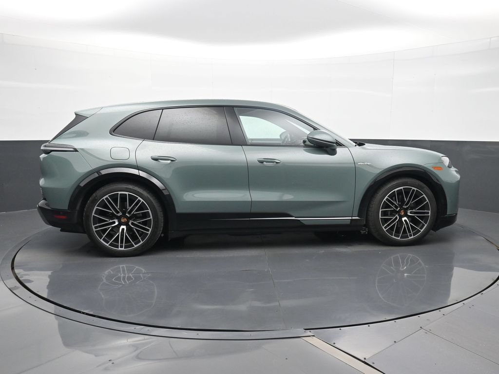 New 2026 Porsche Cayenne Electric AWD/4WD image 23