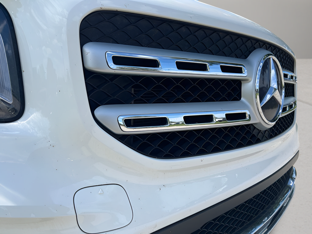 Used 2021 Mercedes-Benz GLB 250 4MATIC image 30