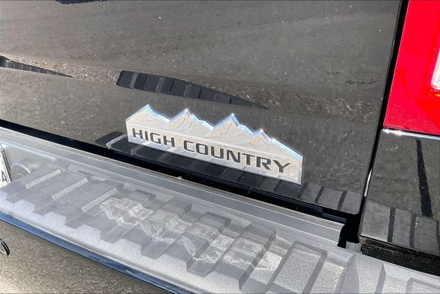 Used 2017 Chevrolet Silverado 1500 High Country AWD/4WD image 23