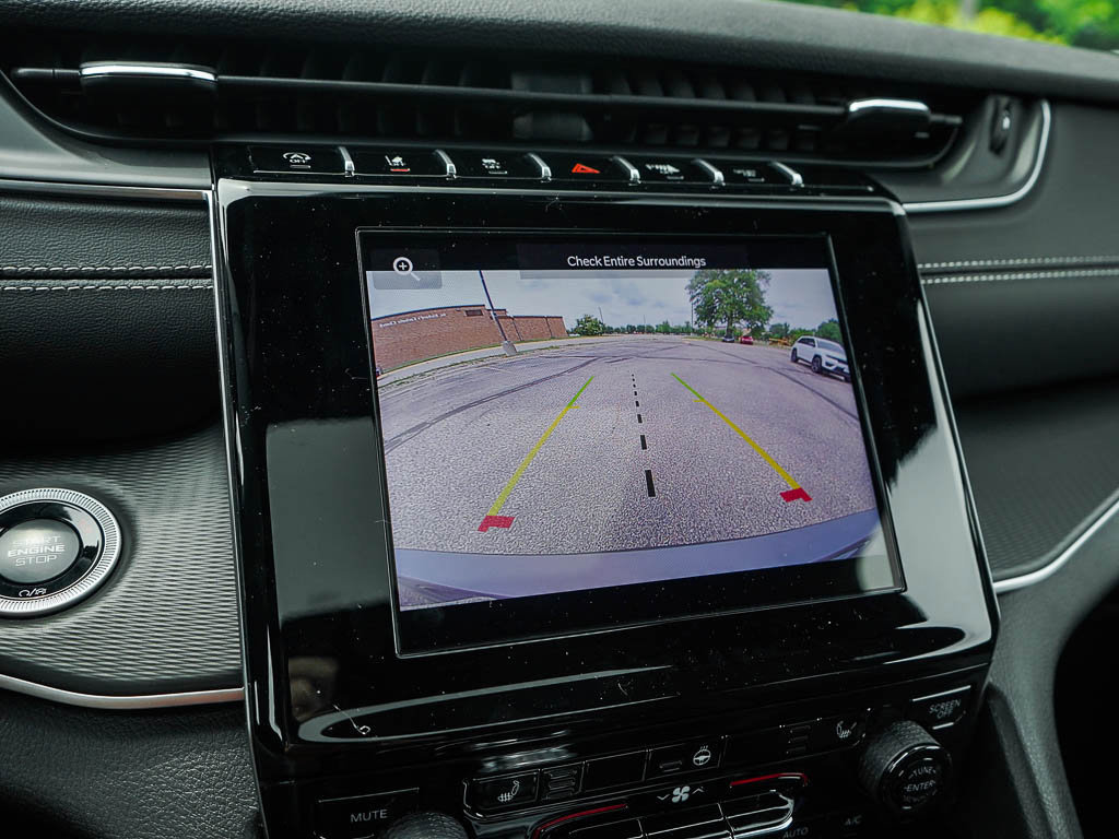 New 2025 Jeep Grand Cherokee L Laredo image 25