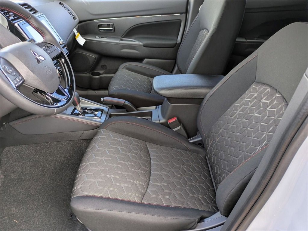 New 2025 Mitsubishi Outlander Sport AWD image 12