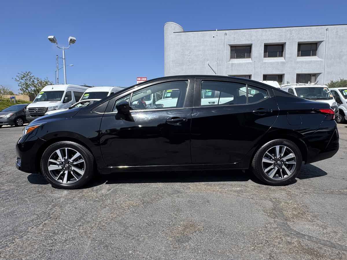 Used 2024 Nissan Versa SV FWD image 7
