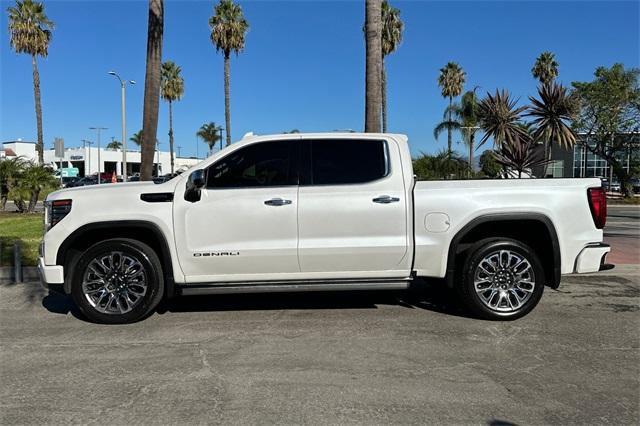Used 2023 GMC Sierra 1500 Denali Ultimate image 7