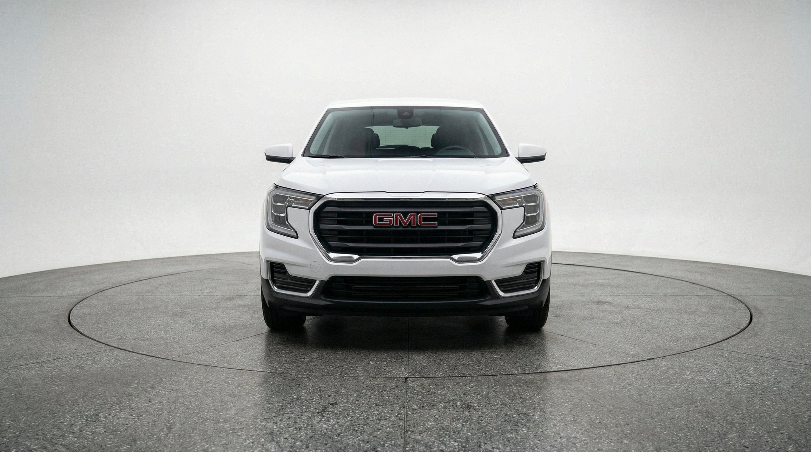 Used 2024 GMC Terrain SLE FWD image 2