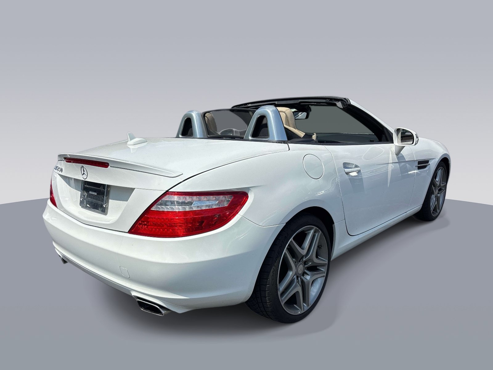 Used 2014 Mercedes-Benz SLK 250 image 3
