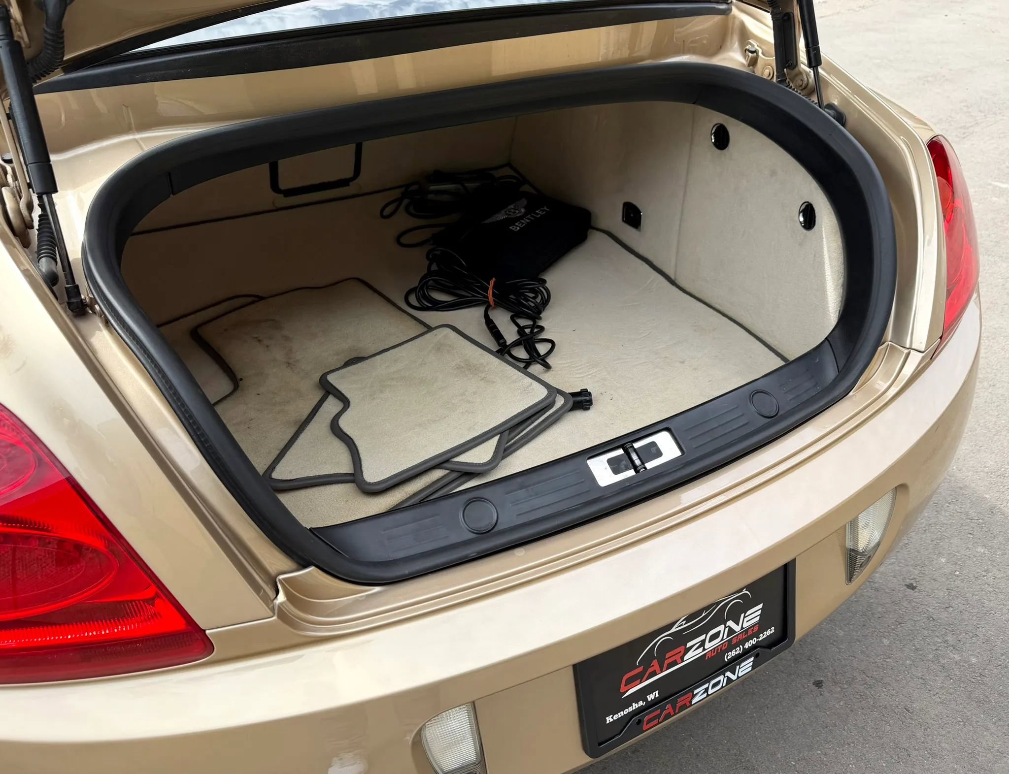 Used 2010 Bentley Continental GT image 26