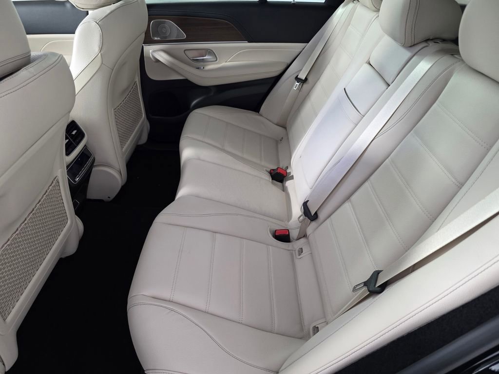 New 2026 Mercedes-Benz GLE 580 4MATIC image 11