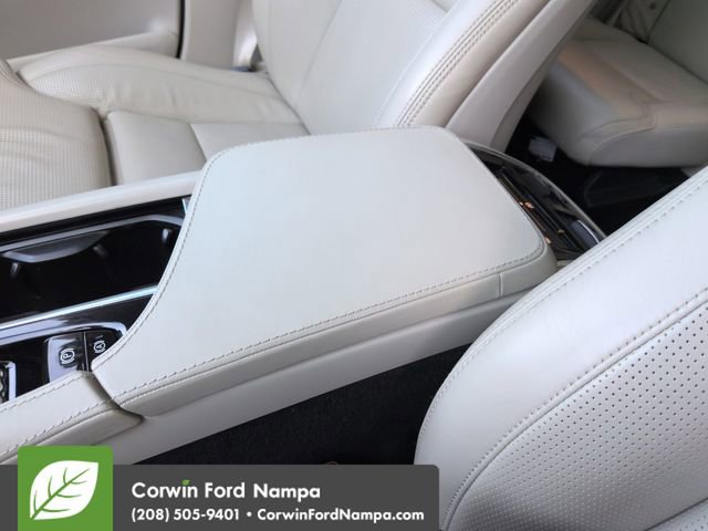 Used 2021 Volvo XC90 T6 Inscription w/ Advanced Package AWD/4WD image 18