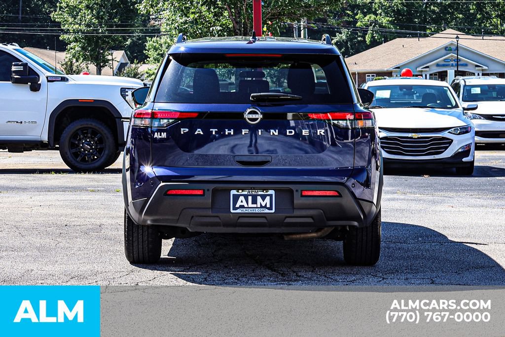 Used 2025 Nissan Pathfinder SV FWD image 12
