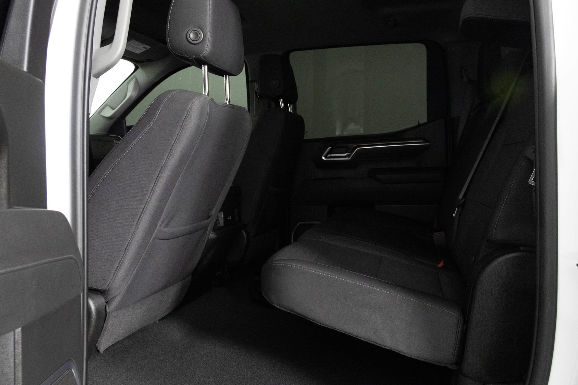 Certified 2025 Chevrolet Silverado 1500 RST image 32