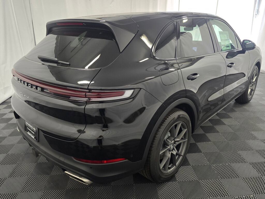 New 2026 Porsche Cayenne AWD/4WD image 7