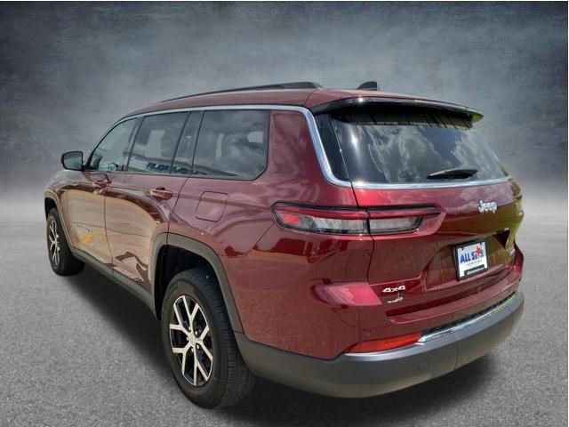 Used 2025 Jeep Grand Cherokee L Limited AWD/4WD image 10