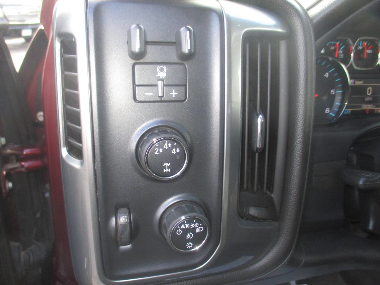 Used 2016 Chevrolet Silverado 2500 LTZ w/ LTZ Plus Package image 18