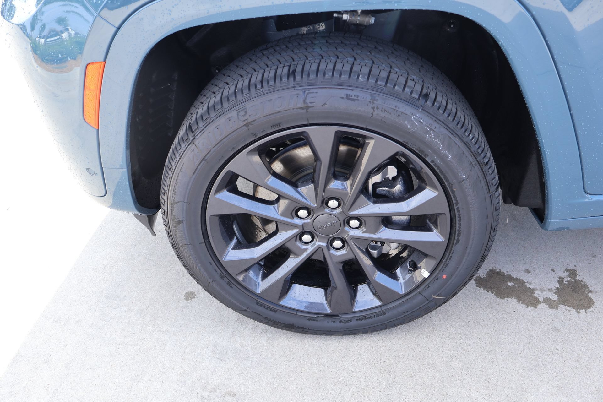 New 2026 Jeep Grand Cherokee L Limited AWD/4WD image 18