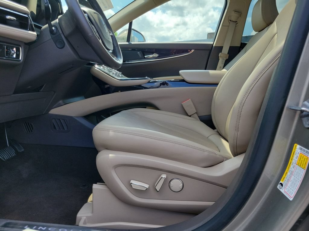 Certified 2023 Lincoln Nautilus Reserve AWD/4WD image 19