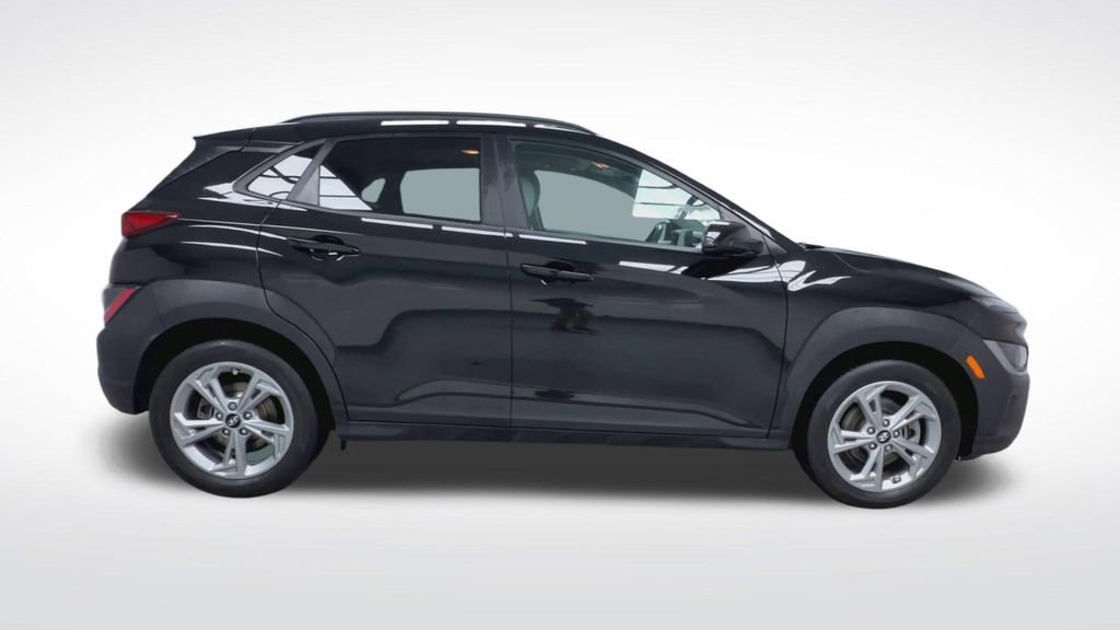 Used 2023 Hyundai Kona SEL w/ Convenience Package image 9