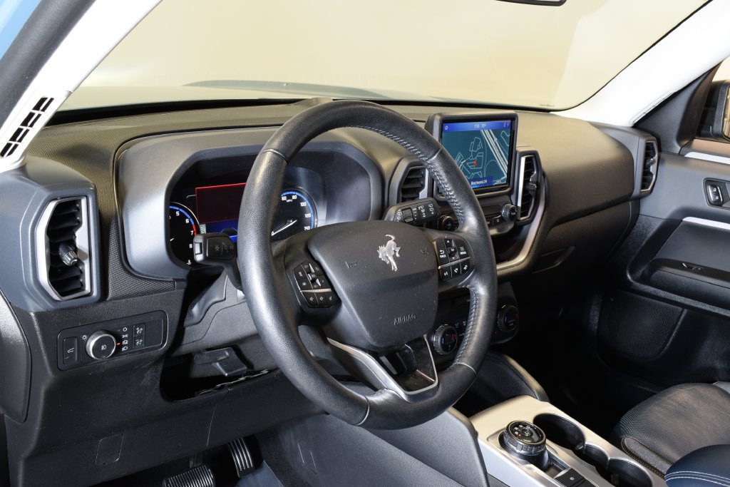 Used 2021 Ford Bronco Sport Outer Banks AWD/4WD image 6