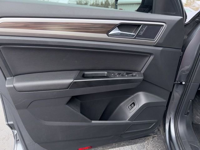 Used 2021 Volkswagen Atlas SE image 13