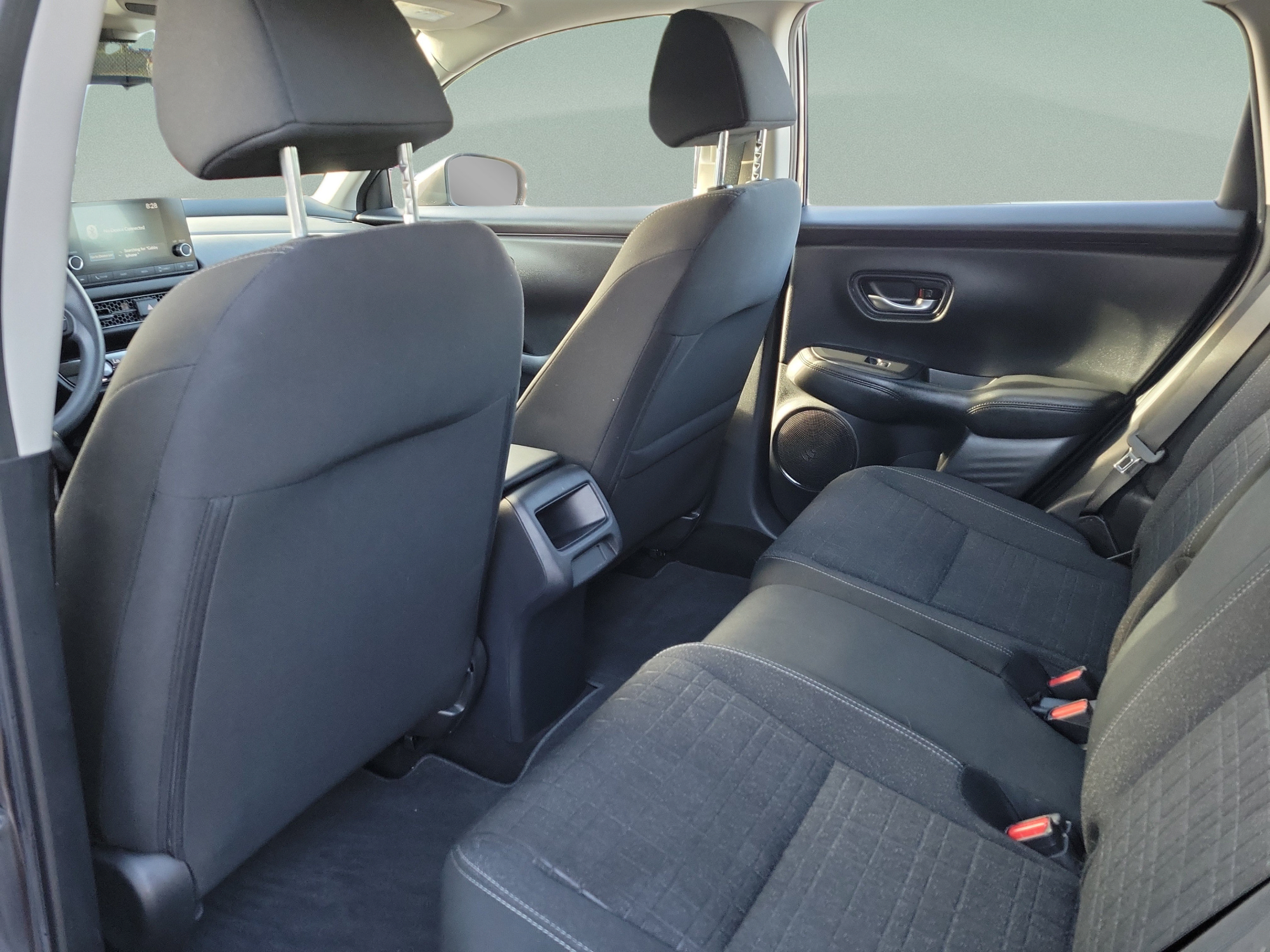 Used 2024 Honda HR-V LX image 9