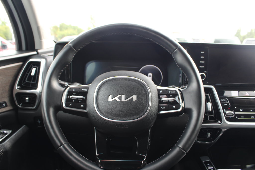 Used 2023 Kia Sorento SX Prestige AWD/4WD image 22