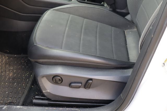 Used 2022 Volkswagen Taos SE FWD image 14