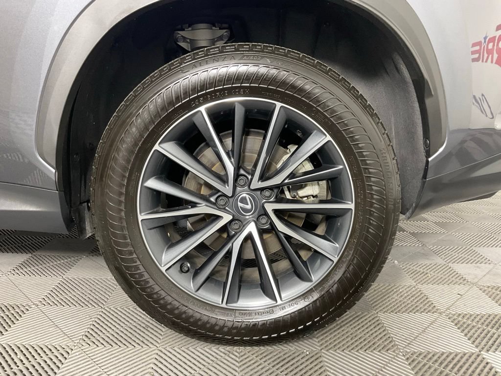 Used 2025 Lexus NX 250 FWD w/ Cold Area Package image 10