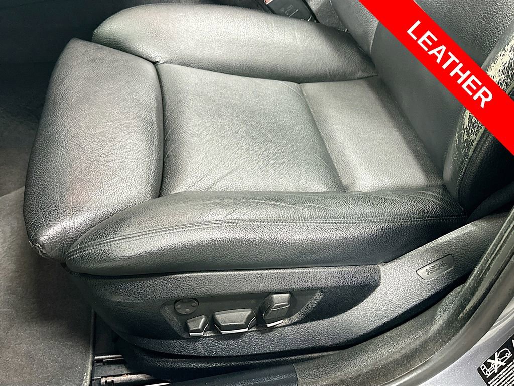 Used 2013 BMW 550i xDrive Sedan image 21