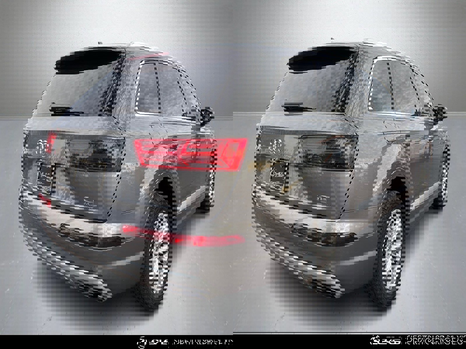 Used 2018 Audi Q7 3.0T Premium image 3