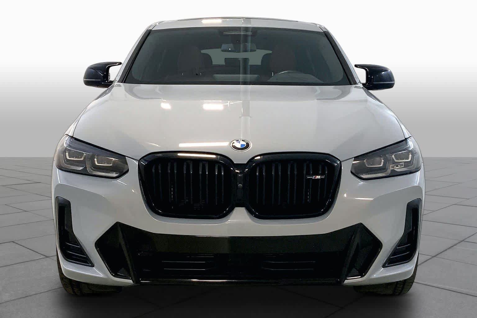 Certified 2023 BMW X4 M40i AWD/4WD image 3