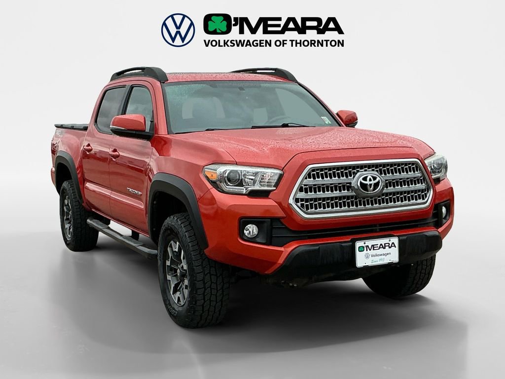 Used 2017 Toyota Tacoma TRD Off-Road AWD/4WD image 7