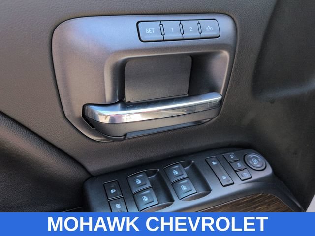 Used 2019 GMC Sierra 2500 Denali w/ Duramax Plus Package AWD/4WD image 23