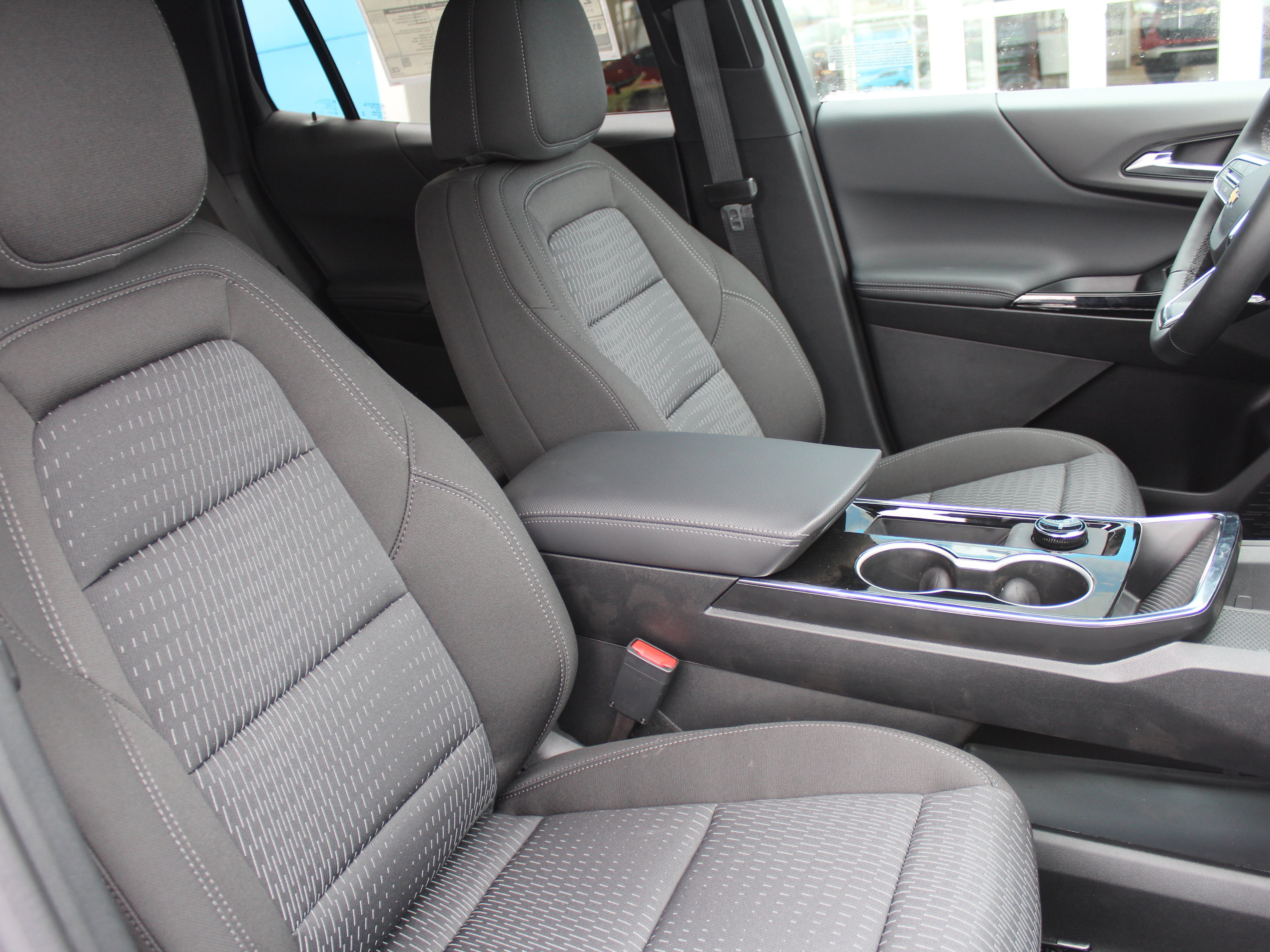 New 2026 Chevrolet Equinox LT image 16