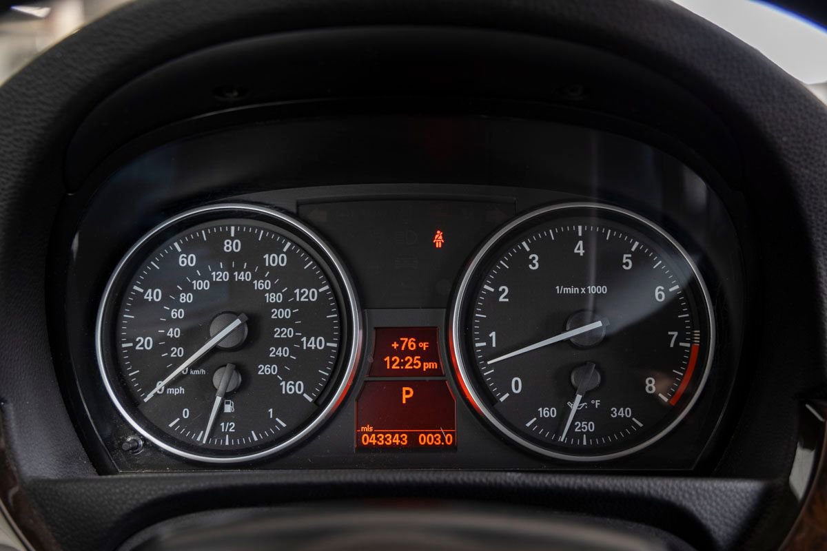 Used 2012 BMW 328i Convertible image 11