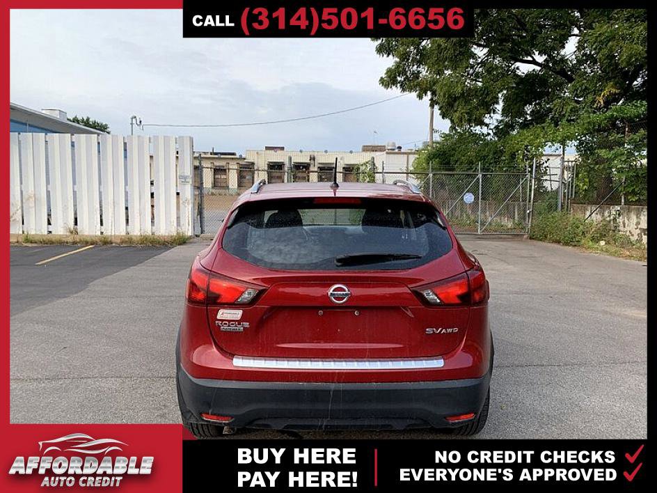 Used 2017 Nissan Rogue Sport SV image 4
