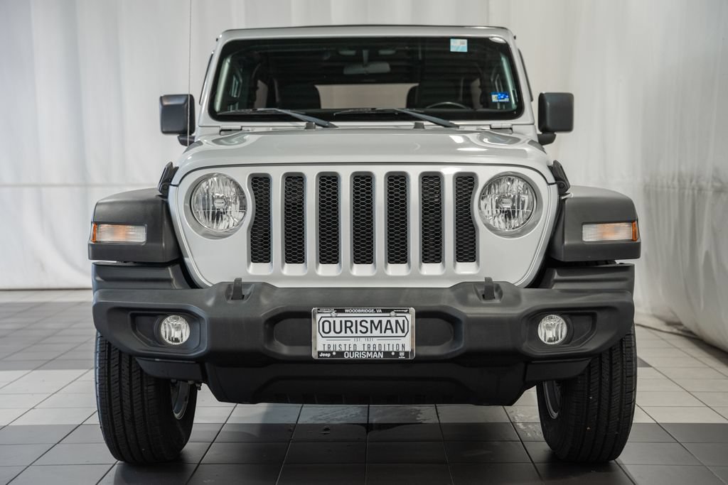 Used 2022 Jeep Wrangler Unlimited Sport AWD/4WD image 2