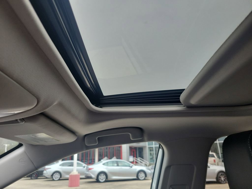 Certified 2021 Toyota RAV4 Limited image 17